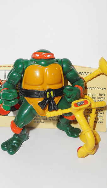 Teenage Mutant Ninja Turtles 1988 high quality Michaelangelo 100% Complete with File Card and Accessories