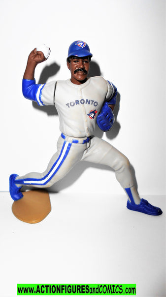 Toronto Blue Jays pitcher Juan Guzman pitches in the first inning against  the Chicago White Sox in Game 5 of the American League playoffs, Oct. 10,  1993 in Toronto. Guzman pitched seven