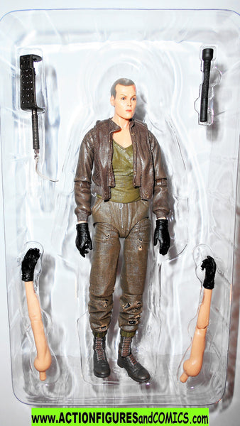 Neca Aliens Series Ellen Ripley (Fiorina 161 Prisoner ) - Shoptoys  Brinquedos e Colecionáveis