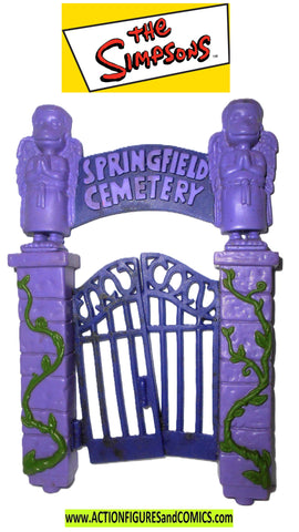 Simpsons CEMETERY GATE 2004 playmates Accessory