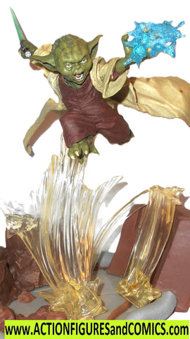 star wars action figures YODA Unleashed 2003 statue