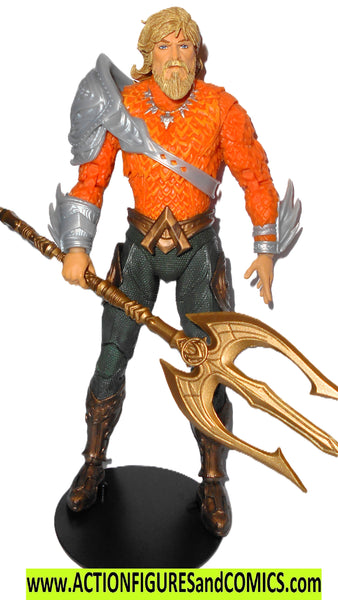 DC Multiverse AQUAMAN mcfarlane puncher dc universe ...