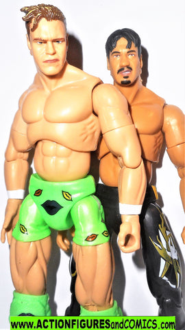 Wrestling WWE action figures Eddie GUERRERO vs Billy GUNN jakks pacific