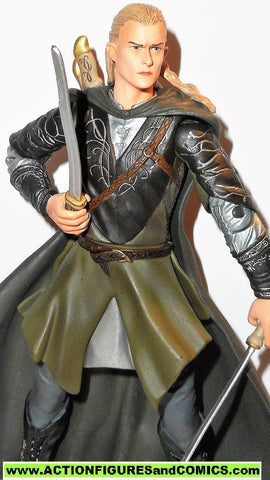 Lord of the Rings LEGOLAS dagger throwing action toy biz complete hobb ...